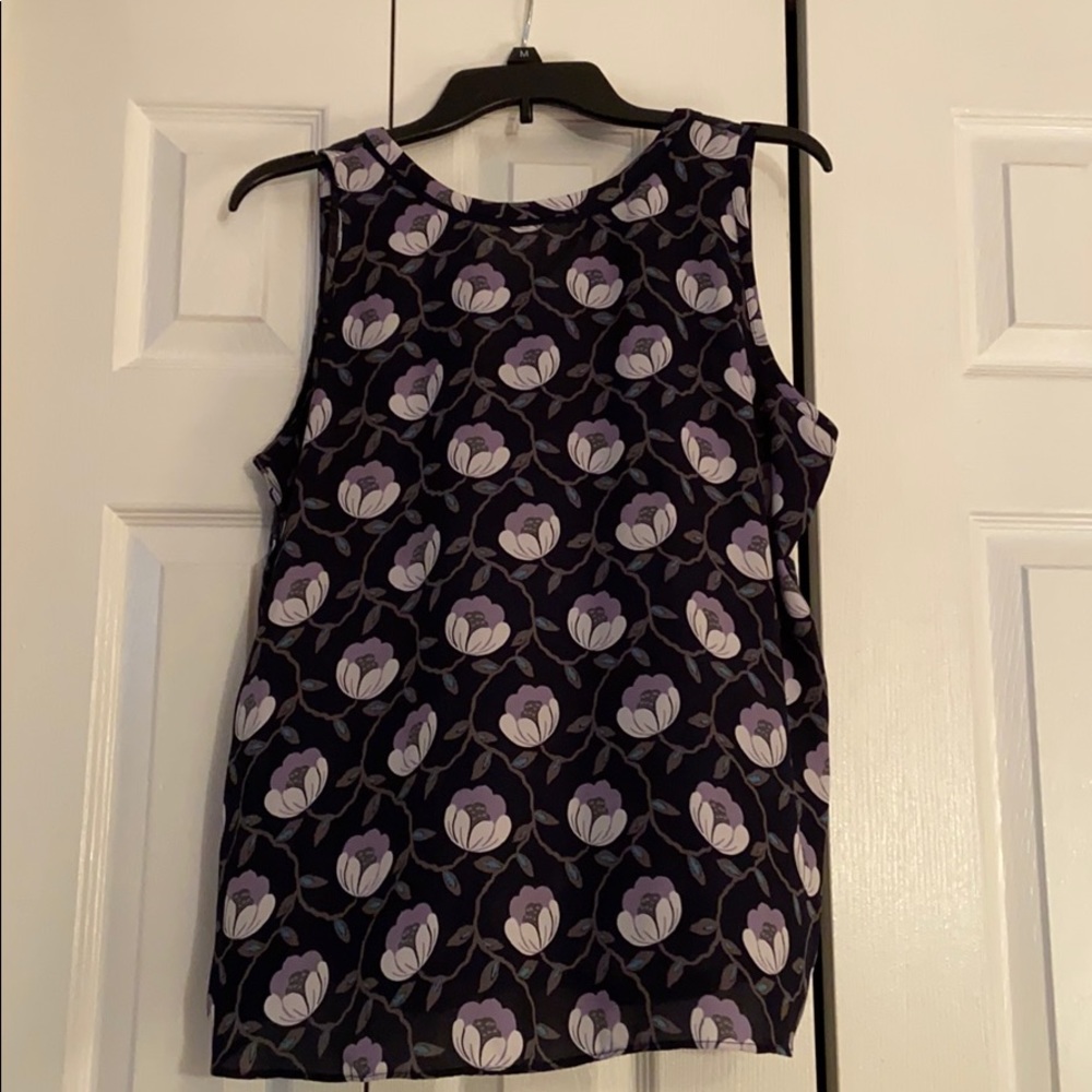 Beautiful floral shell
